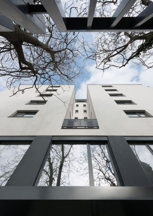 Compass Architekti, Polyfunkčný objekt Miletičova 5 – foto