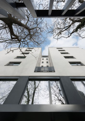 Compass Architekti, Polyfunkčný objekt Miletičova 5 – foto