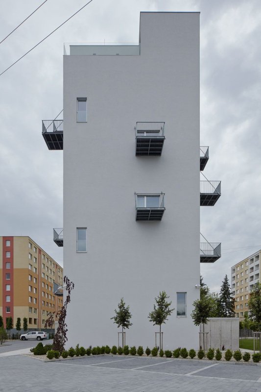gutgut, Panelák v Rimavskej Sobote - foto