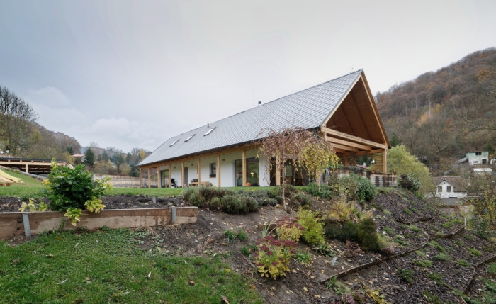 Rodinný dům Povrly od studia 3+1 architekti