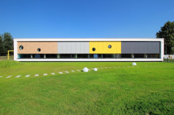 XYstudio, Kindergarten Yellow Elephant – foto