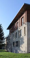 Farní sbor Českobratrské církve evangelické Praha-Kobylisy, Ernst Gisel, 1967–1971, Radovan Schlaufer a Jakub Roskovec (dostavba), 1995–2001