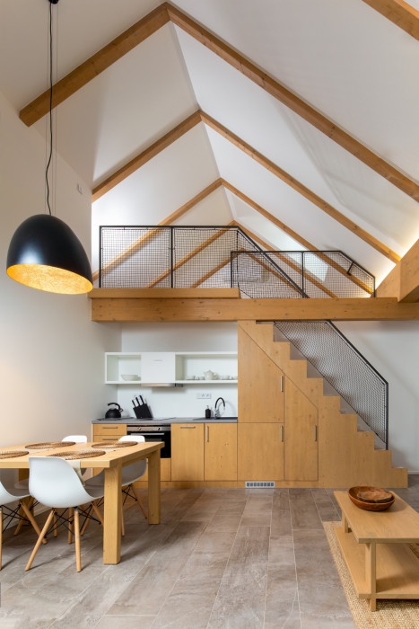 Resort Eisgrub, Létající inženýři,