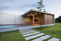 Rodinný dům s atriem od Jiřího Vokřála a Hany Horákové