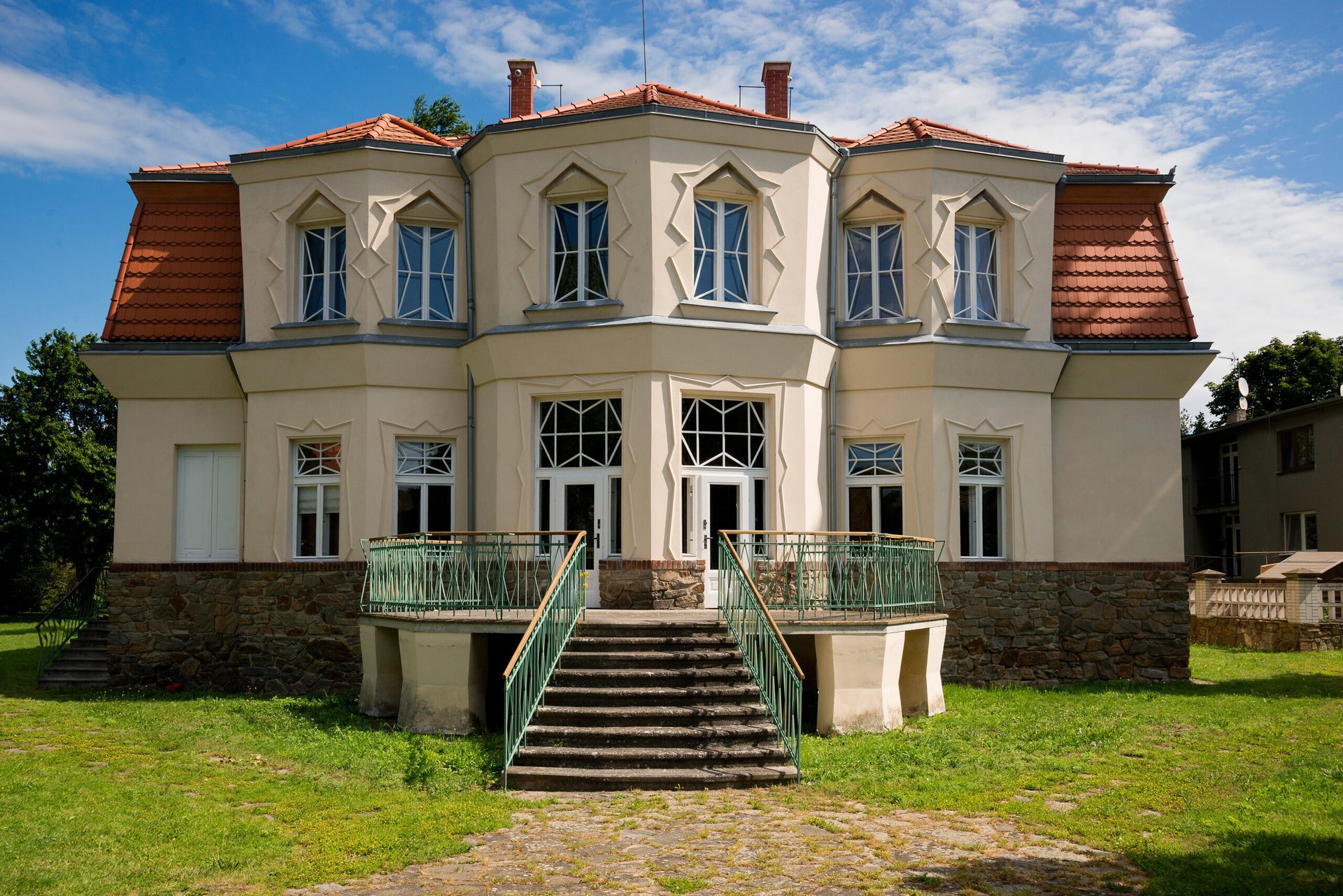 Bauerova vila v Libodřicích u Kolína