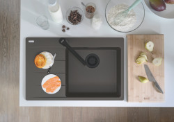 Franganitový dřez Centro od Franke