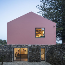 Pink House, Mezzo Atelier