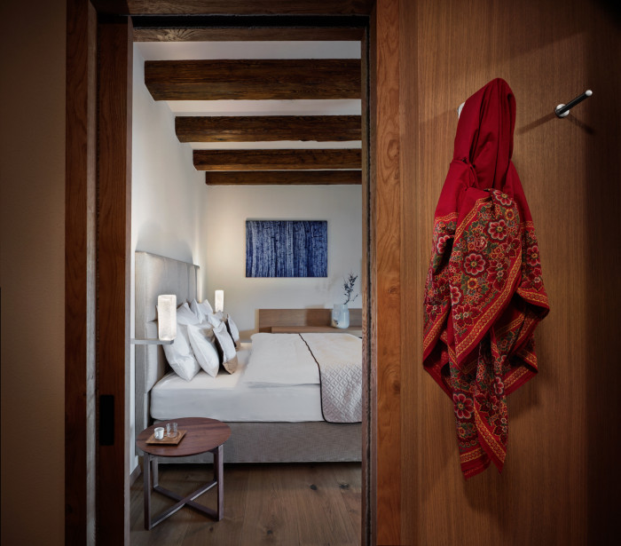 Transformace barokní sýpky ve Velkých Pavlovicích na hotel Lotrinský, EA architekti