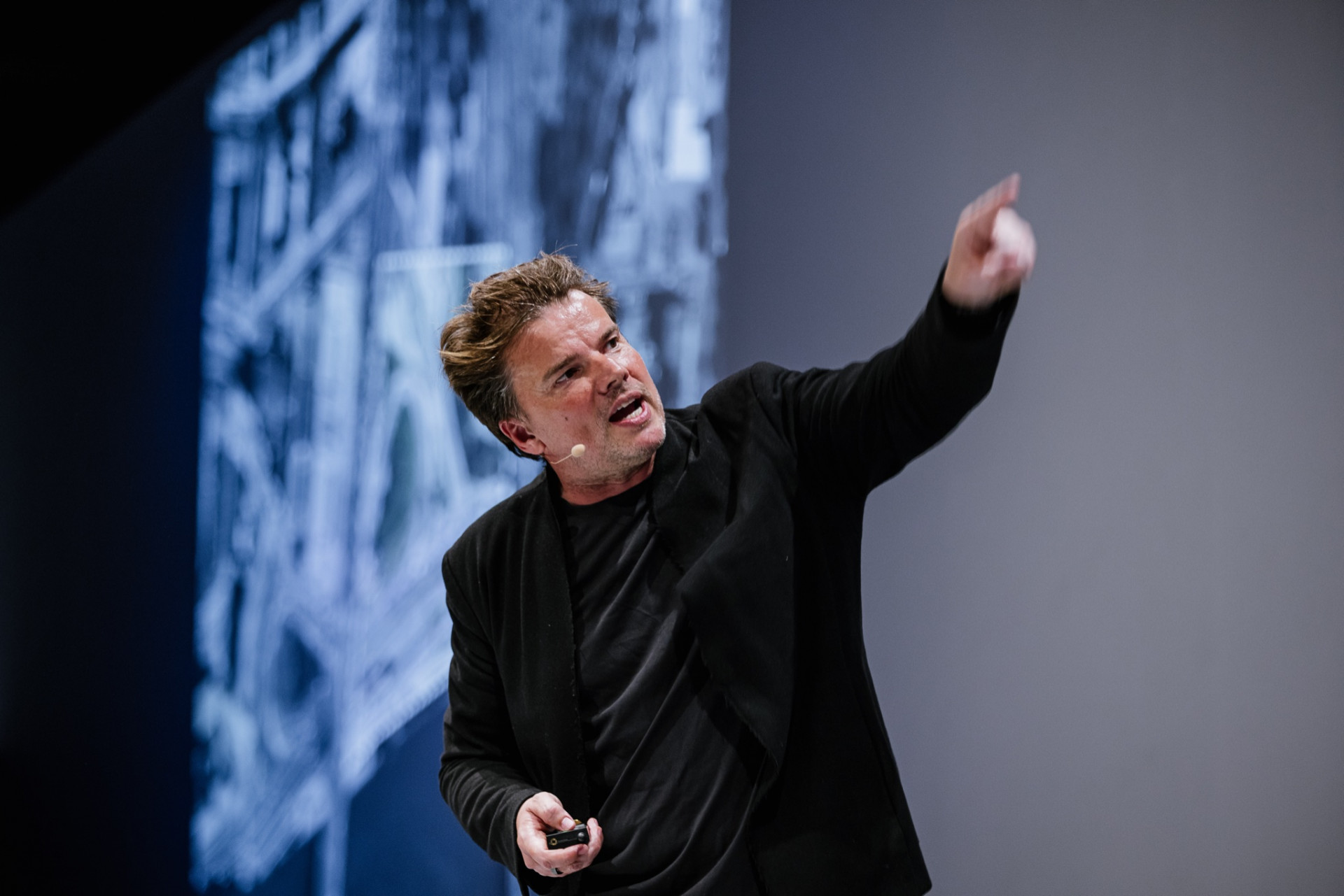 Bjarke Ingels představuje návrh v CAMPu