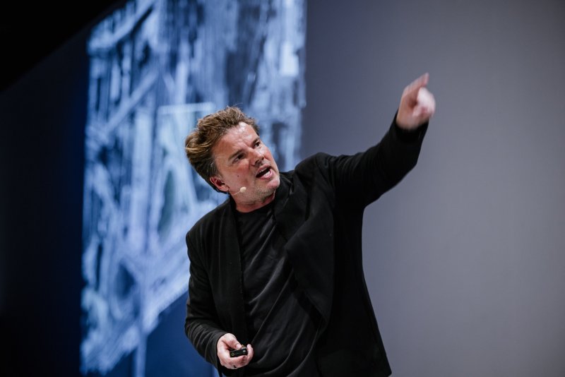 Bjarke Ingels představuje návrh v CAMPu