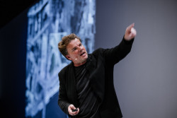 Bjarke Ingels představuje návrh v CAMPu