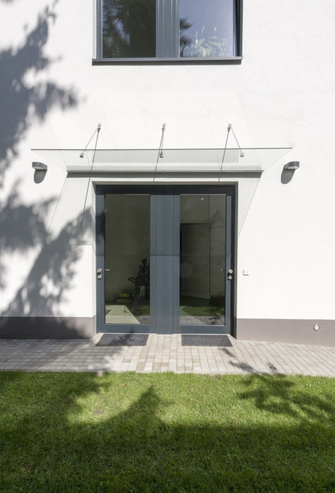 Řadový dům v Praze Liboci od ateliéru Stempel & Tesar architekti