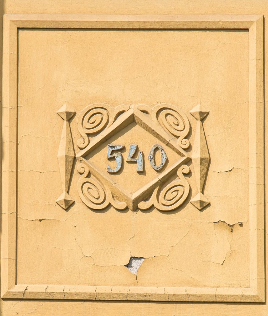 Kniha Vily a rodinné domy v Hradci Králové 1900‒1950, Ladislav Zikmund-Lender