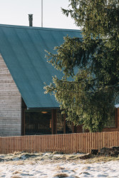 Chata Skelná Huť, re:architekti: Trvalý, kvalitní, ale přesto dostupný – konečná cena byla pod dva miliony korun.