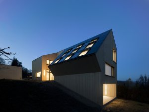 Sunlighthouse (2010, Rakousko) je 100% uhlíkově neutrální