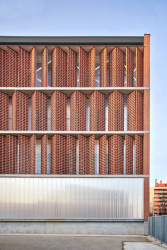 Camp del Ferro, Spain - AIA Activitats arquitectòniques, Barceló Balanzó Arquitectes, Gustau Gili Galfetti