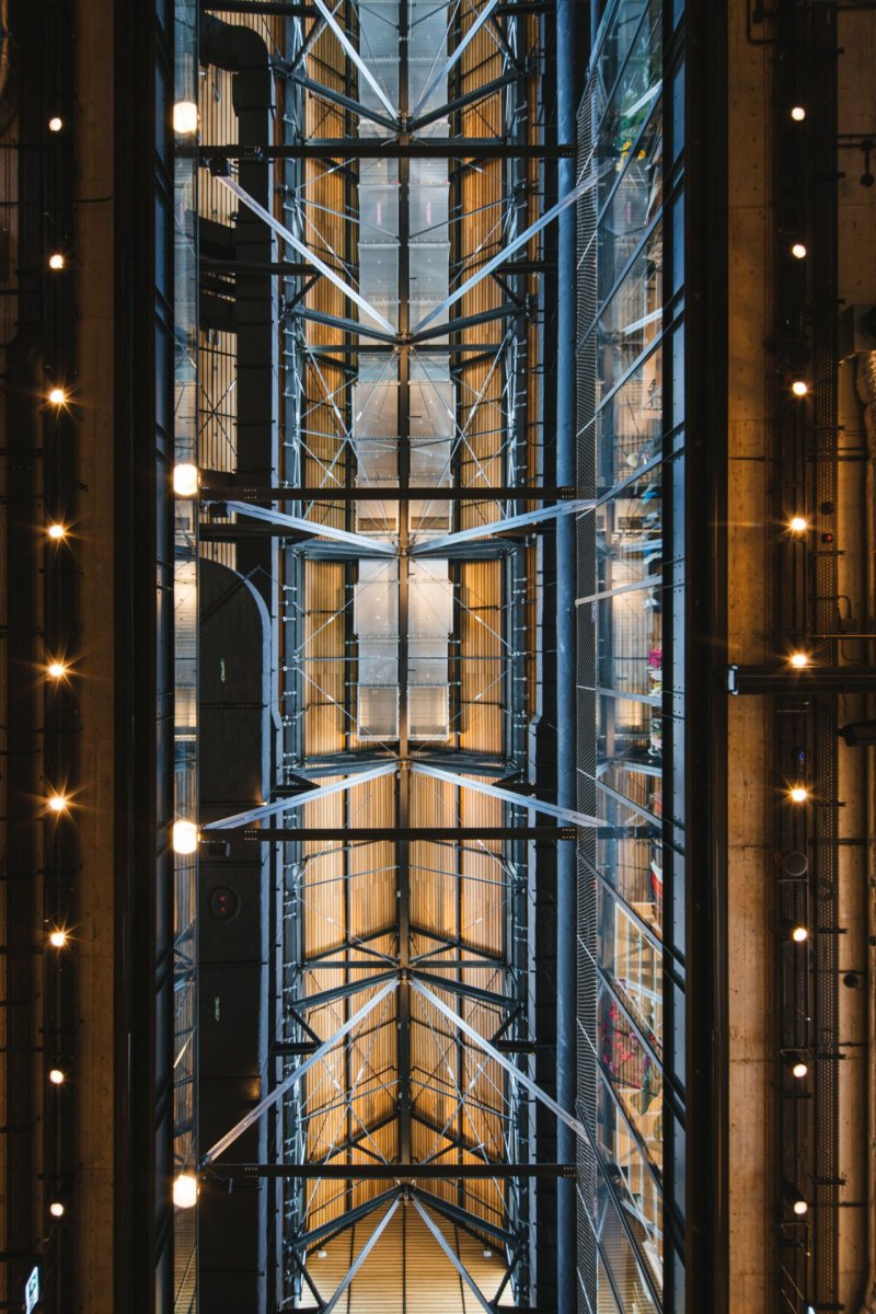 Revitalizace areálu varšavské elektrárny Powiśle architektonickým ateliérem APA Wojciechowski Architekci na živoucí městskou čtvrť