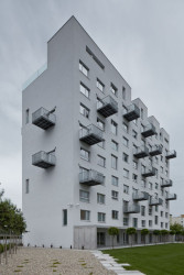 gutgut, Panelák v Rimavskej Sobote - foto