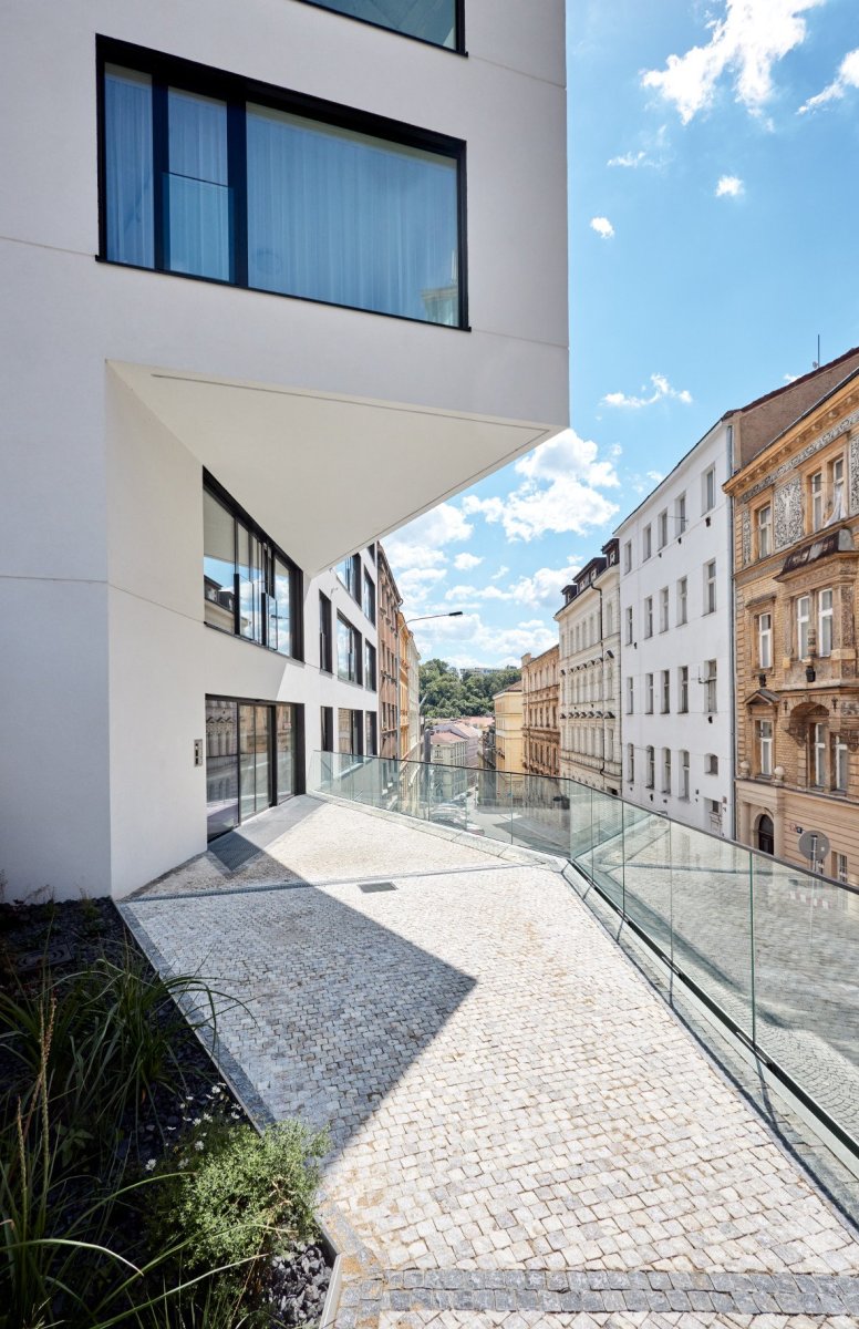 Holečkova House od SCHINDLER SEKO ARCHITEKTI