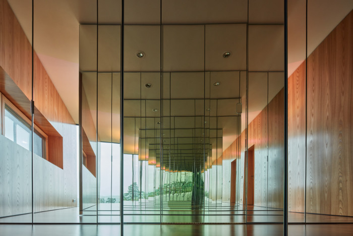 Lazy House, petrjanda/brainwork