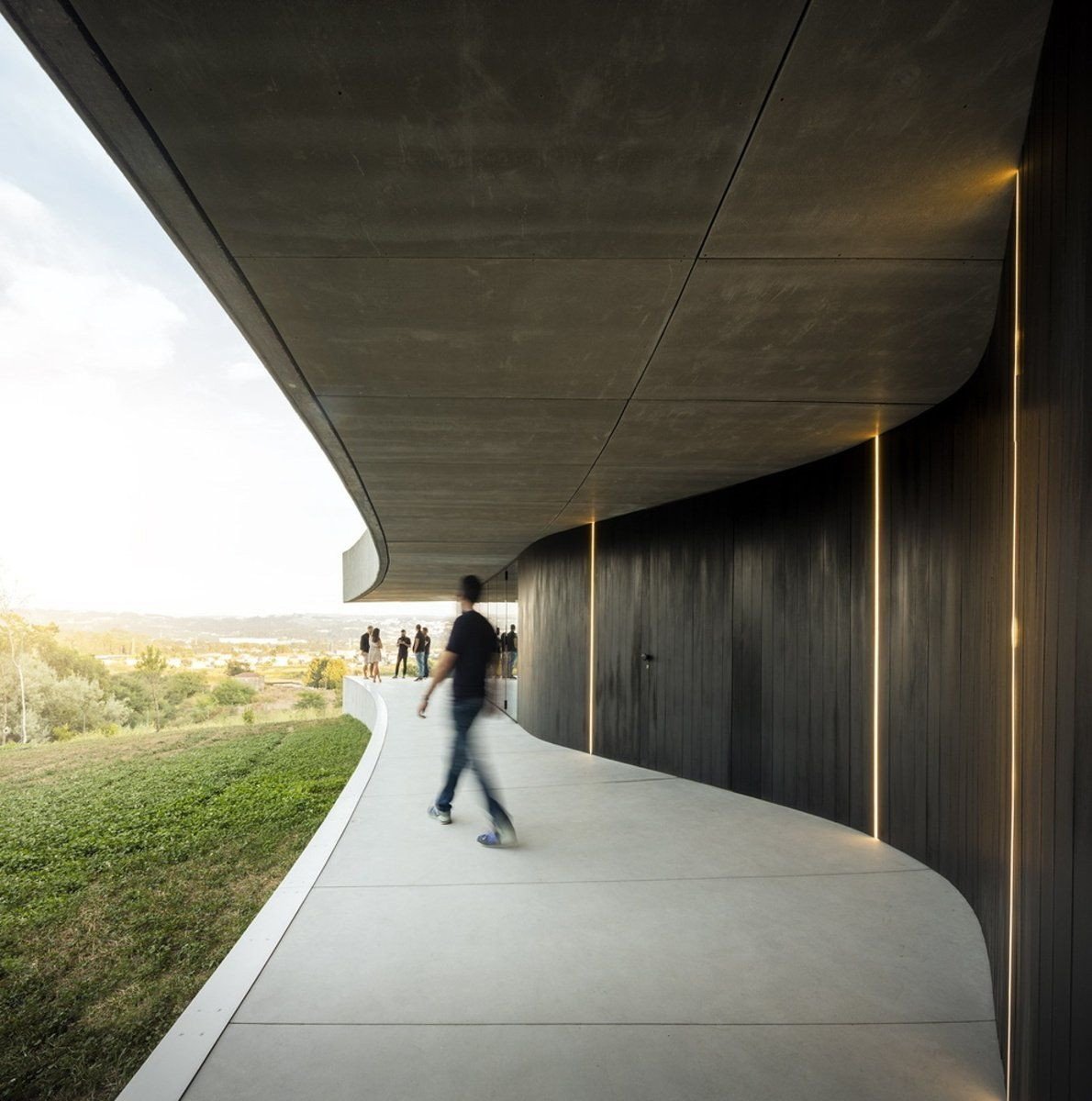 Cabo de Vila House, spaceworkers