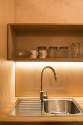 architectureMADE, Rekonstrukce nájemního bytu 1+1 v Plzni – foto