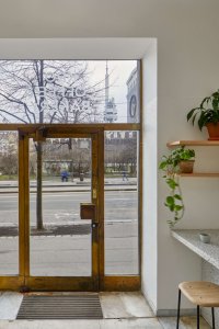 Kro Café, NEUHÄUSL HUNAL / David Neuhäusl, Matěj Hunal