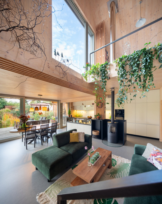 NOVATOP SOLID se používají na nosné a nenosné stěny, příčky, popř. stropy, zejména tam, kde je požadována pohledová kvalita interiéru.