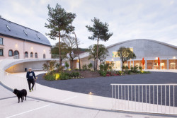 SOIL + FREAKS – Site Verrier de Meisenthal: Vzniklo také jasně vymezené náměstí vhodné pro konání kulturních a společenských akcí