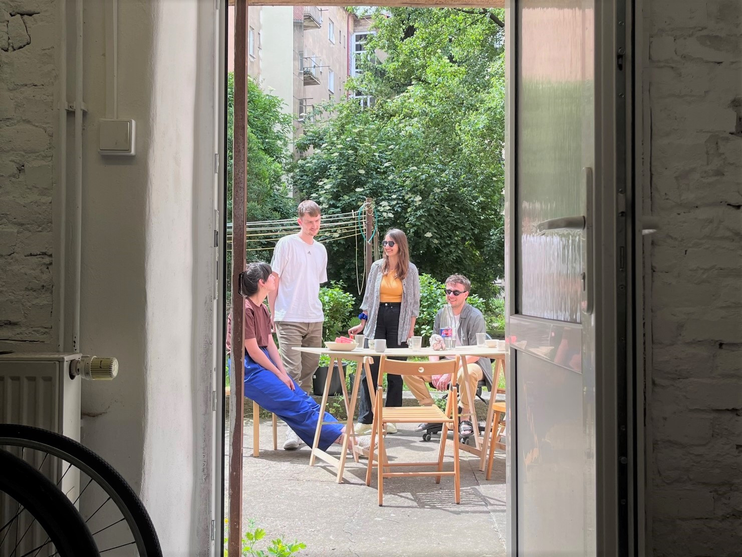 sustektecl + Tereza Tecl Brussmannová + Savka Marenić