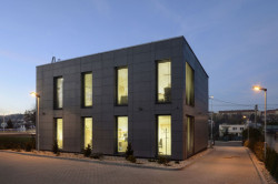 ATELIER 38 s.r.o. , Stavební úpravy firmy Steel Partner a Multifunkční objekt - foto