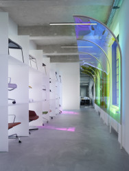 K doplňkovým službám pro klienty, kteří si objednají kompletní studii interiéru, patří prezentace ve virtuální realitě.