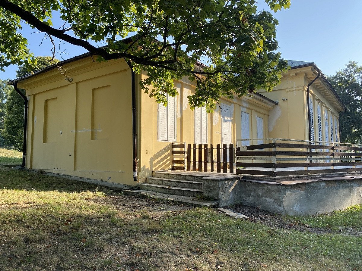 Lochotínský pavilonek v Plzni čeká rekonstrukce. Občané mohou navrhnout, k čemu bude poté sloužit.