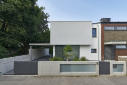 Rodinný dům v německém Gersthofenu, Sergej Felber