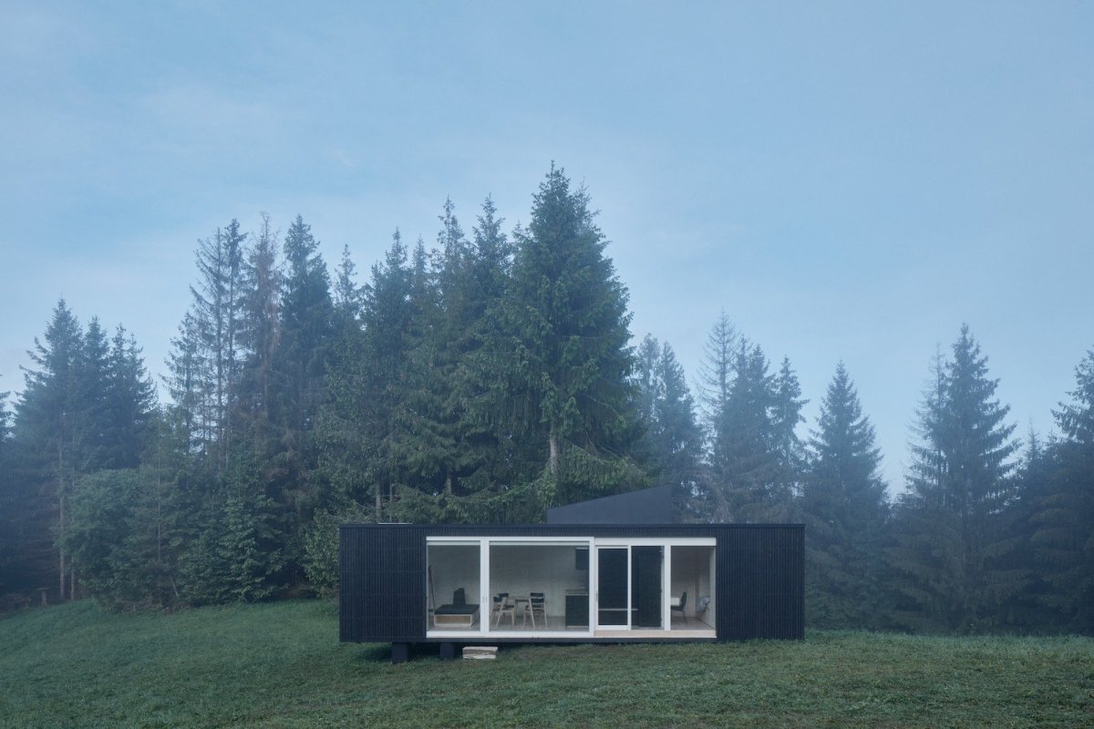 Ark-Shelter, Michiel De Backer, Martin Mikovčák