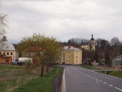 Rekonstrukce kostela byla provedena i z důvodu jeho velmi výrazné pohledové dominance v krajině - foto
