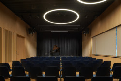 (Kulturní dům v Letohradě; architekti.in)