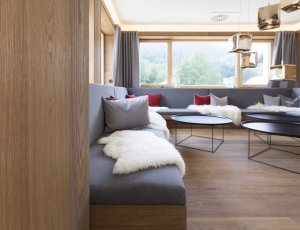 ADMONTER – dřevěné podlahy pro hotely, restaurace a kanceláře - foto