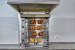 Kro Bistro & Bar, Neuhäusl Hunal