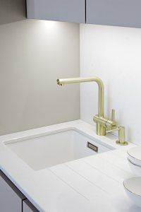 Interiér bytu v Oldřichově ulici v Praze od studia Prostor Interiors