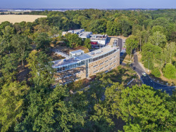 Nová budova Kliniky Dr. Pírka, Martin Rajniš, David Kubík