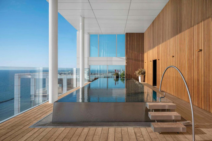Infinity pool IMAGINOX pro terasu 5* hotelu David Kempinski v Tel Avivu