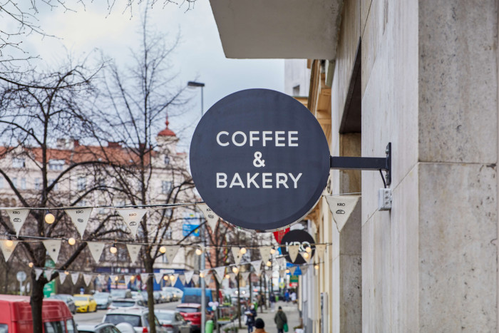 Kro Café, NEUHÄUSL HUNAL / David Neuhäusl, Matěj Hunal
