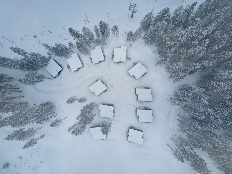 Sheltre pre hotel Bjornson, Ark-shelter / Michiel De Backer, Viktor Mikovčák, Martin Mikovčák