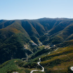Vesnice totiž leží v horách ve středním Portugalsku.