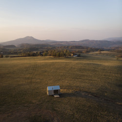 Mobilní domek Mobile Hut, ARTIKUL architekti.