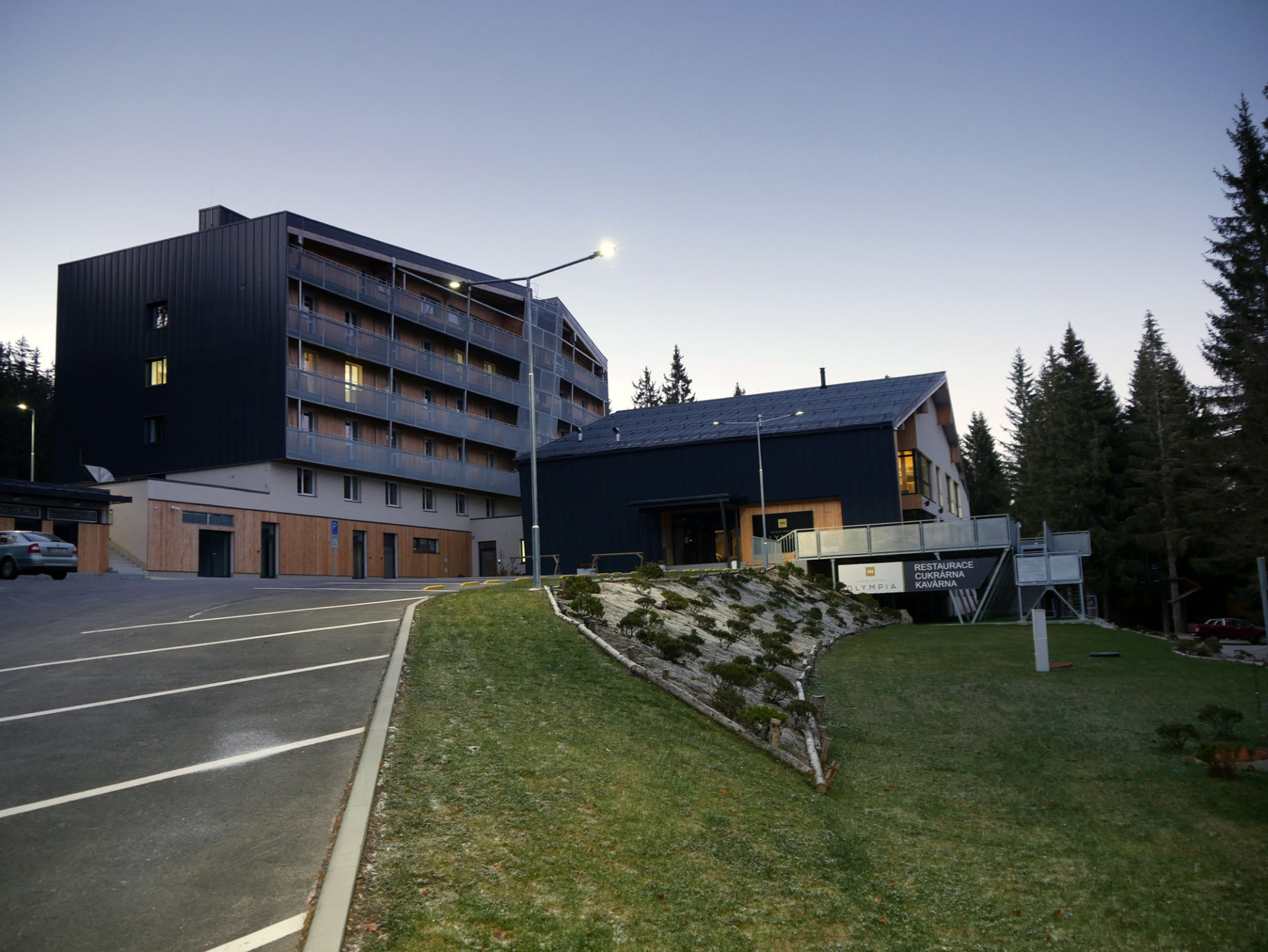 Nově zrekonstruovaný hotel Olympia Zadov. (foto: hotel Olympia, Viega)