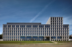 Univerzita J.E.Purkyně, Pelčák a partner architekti. Foto