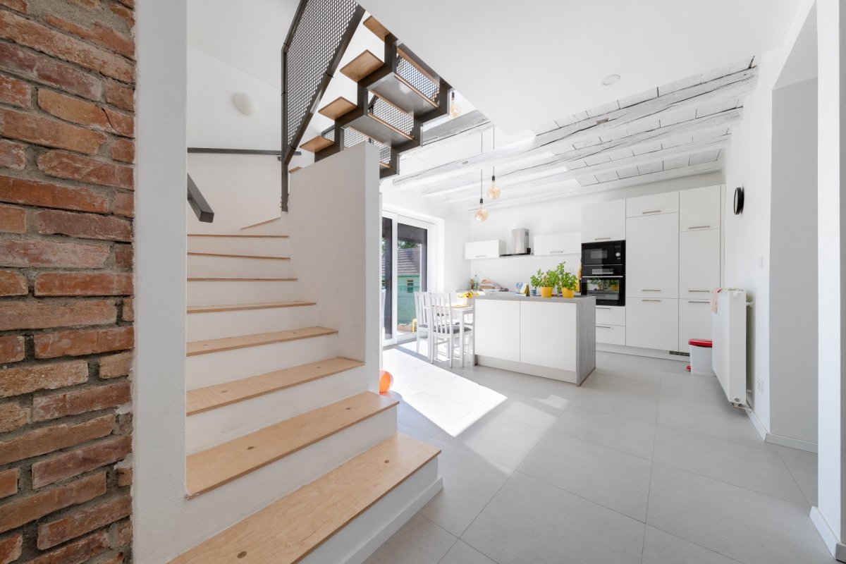 VELUX RenovActive inicioval rekonstrukci rodinného domu ze sedmdesátých let ve slovenské Šale