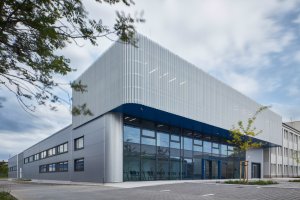 Výrobní a administrativní objekt firmy Pilana Karbid v Hulíně, Ellement architects